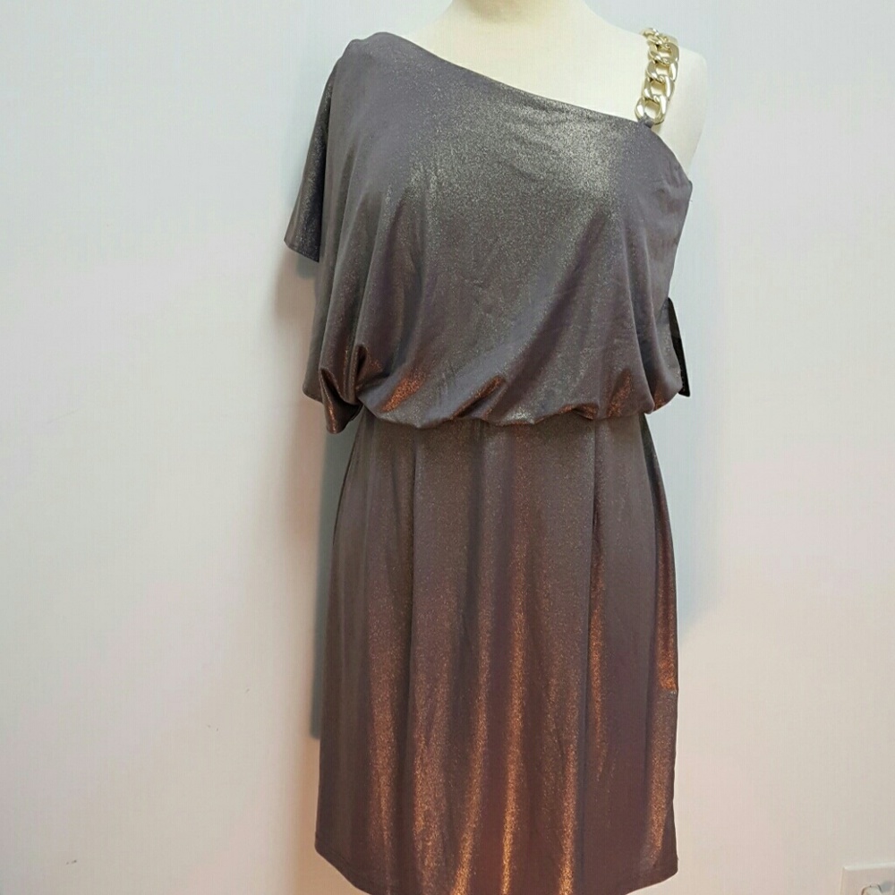 🆕️Soho Apparel Ltd Formal/semi-formal dress